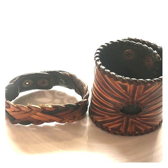Leather Vintage braclets~unisex Jewelry - ~STUNNING~ ESTATE FIND~2 MENS LEATHER BRACLETS Leather Vintage braclets~unisex Jewelry - ~STUNNING~ ESTATE FIND~2 MENS LEATHER BRACLETS